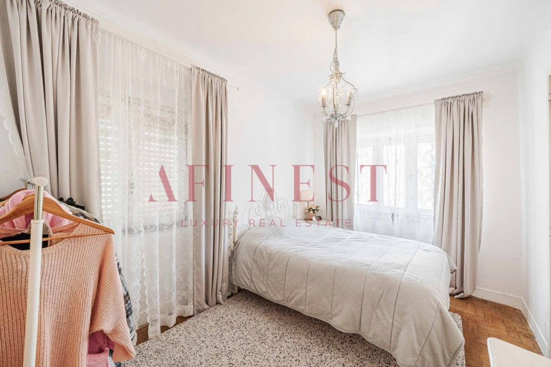 Moradia T5 para Venda em Carcavelos e Parede Foto 67