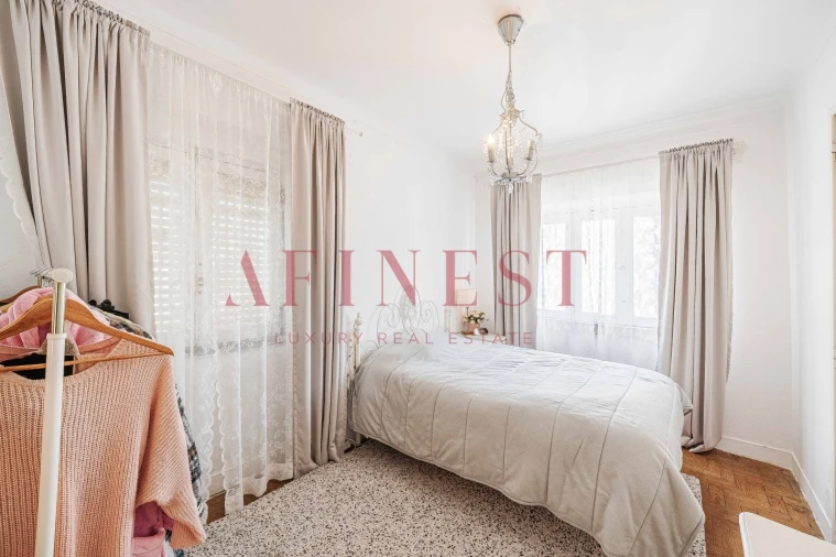 Moradia T5 para Venda em Carcavelos e Parede Foto 67