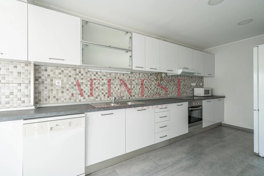 Apartamento T2 para Arrendamento em São Domingos de Rana Foto 5