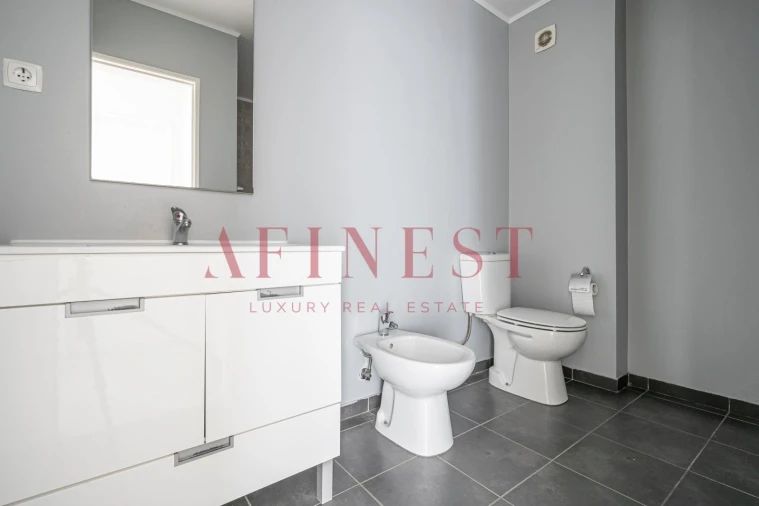 Apartamento T2 para Arrendamento em São Domingos de Rana Foto 16