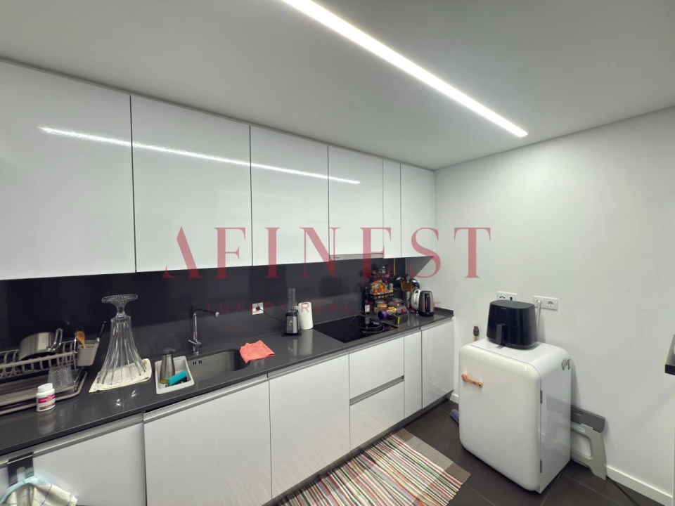 Apartamento T2 para Venda em Venteira Foto 8