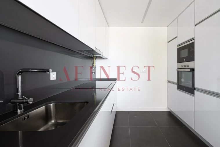 Apartamento T2 para Venda em Venteira Foto 5