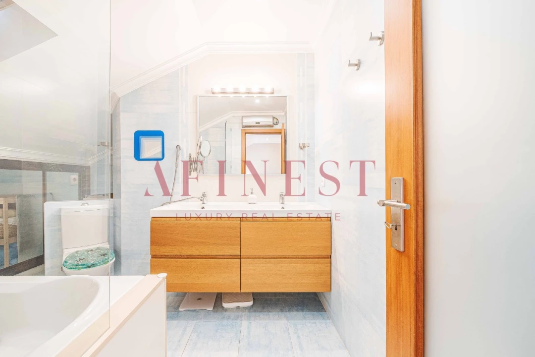 Apartamento T4 para Venda em Alcochete Foto 31