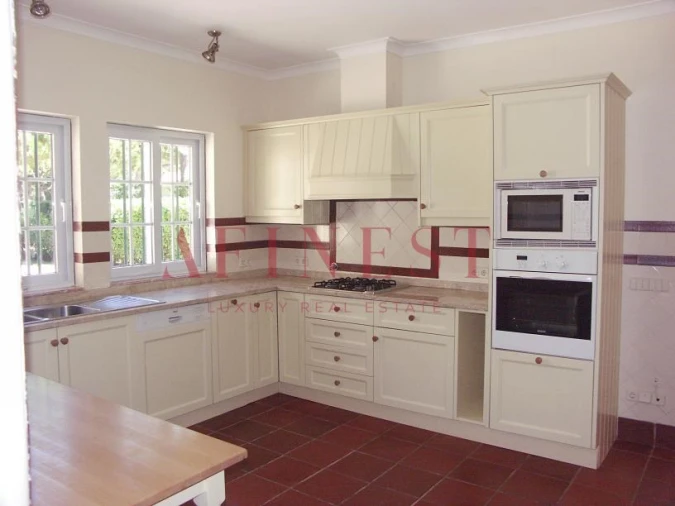 Moradia T6 para Arrendamento em Cascais e Estoril Foto 5