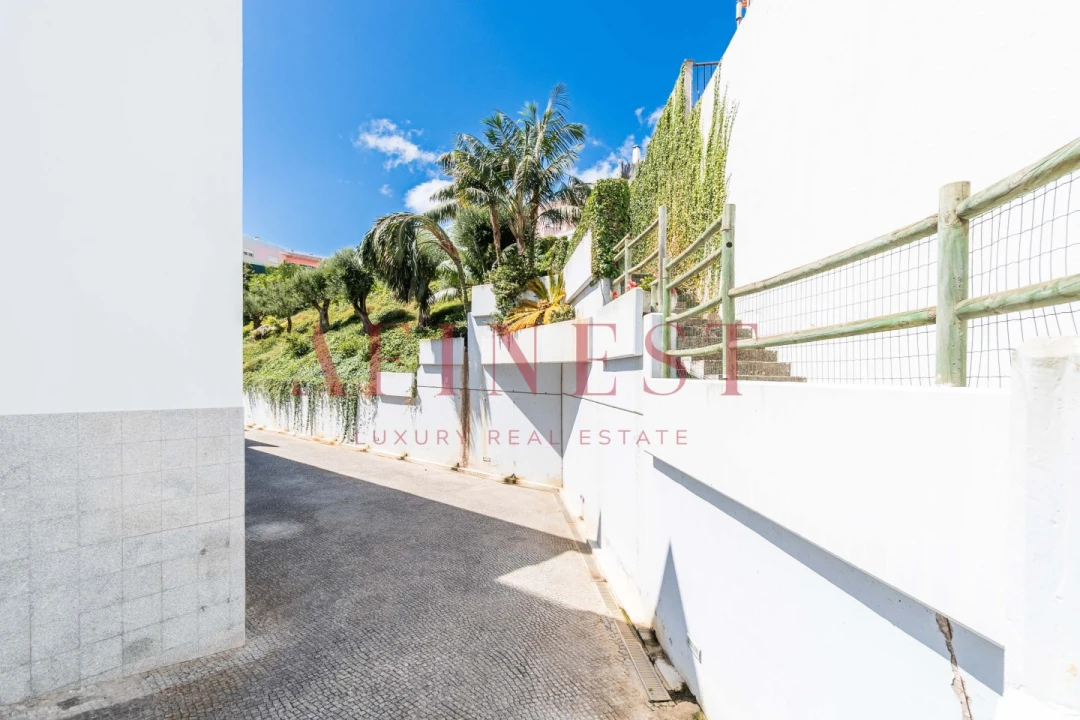 Apartamento T4 para Venda em Carcavelos e Parede Foto 56