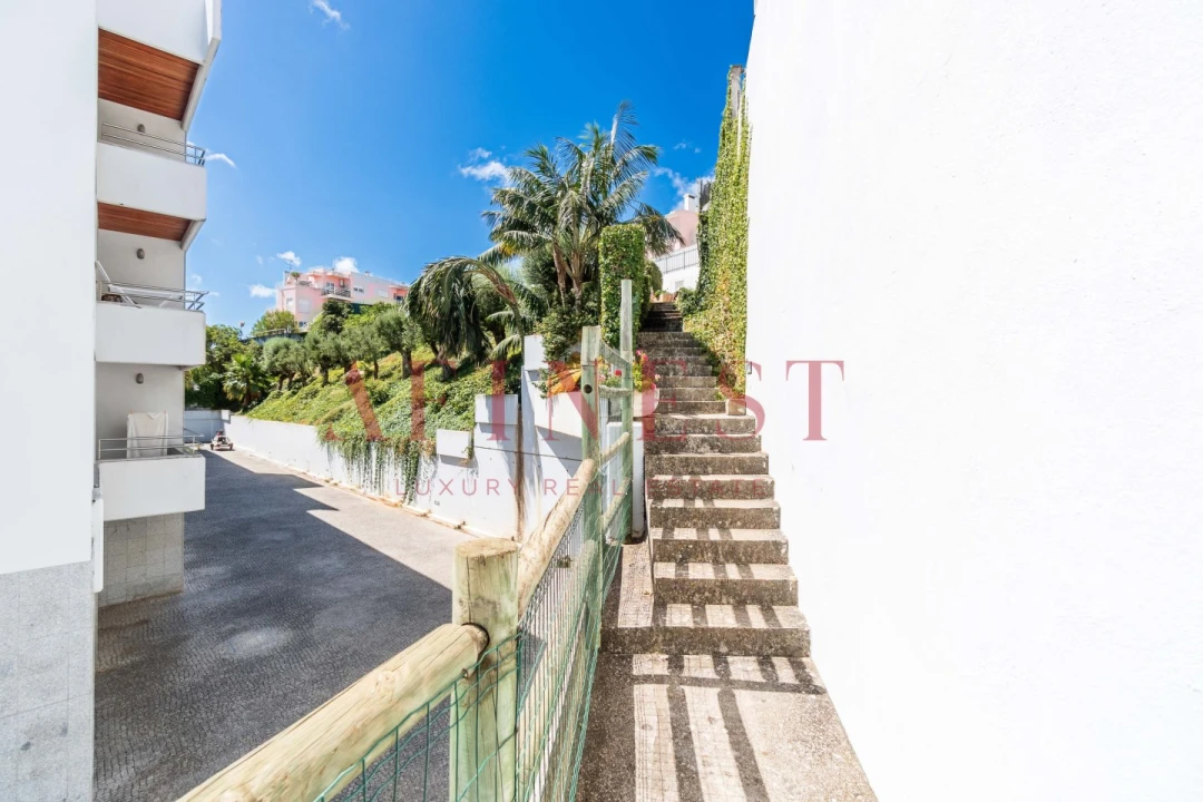 Apartamento T4 para Venda em Carcavelos e Parede Foto 57