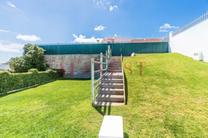Apartamento T4 para Venda em Carcavelos e Parede