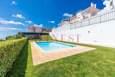 Apartamento T4 para Venda em Carcavelos e Parede