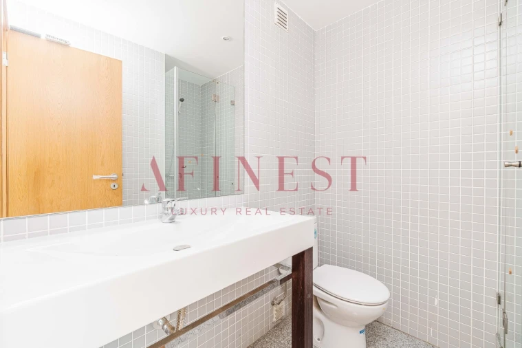 Apartamento T4 para Venda em Carcavelos e Parede Foto 24