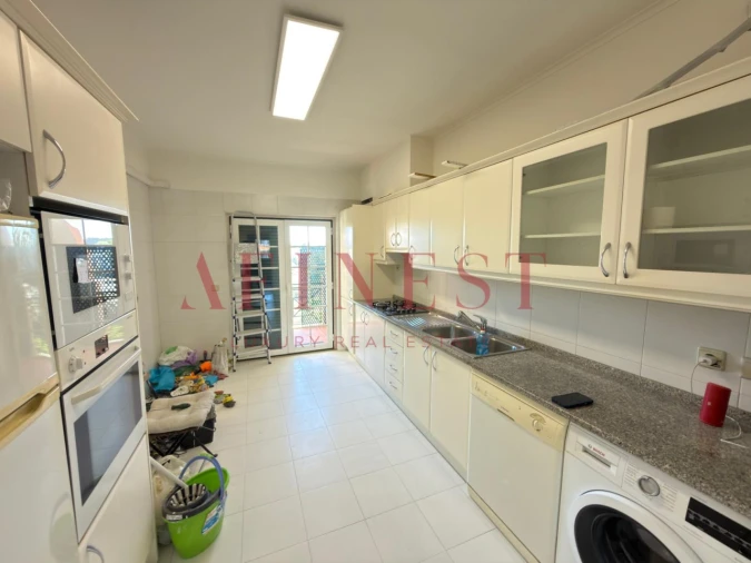 Apartamento T3 para Arrendamento em Santa Maria e São Miguel, São Martinho, São Pedro Penaferrim Foto 8