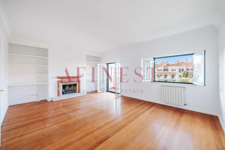 Apartamento T3 para Arrendamento em Santa Maria e São Miguel, São Martinho, São Pedro Penaferrim Foto 3