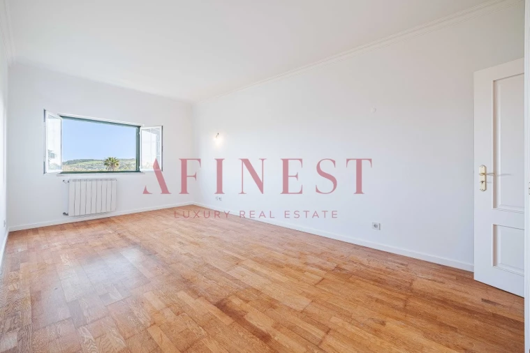 Apartamento T3 para Arrendamento em Santa Maria e São Miguel, São Martinho, São Pedro Penaferrim Foto 25