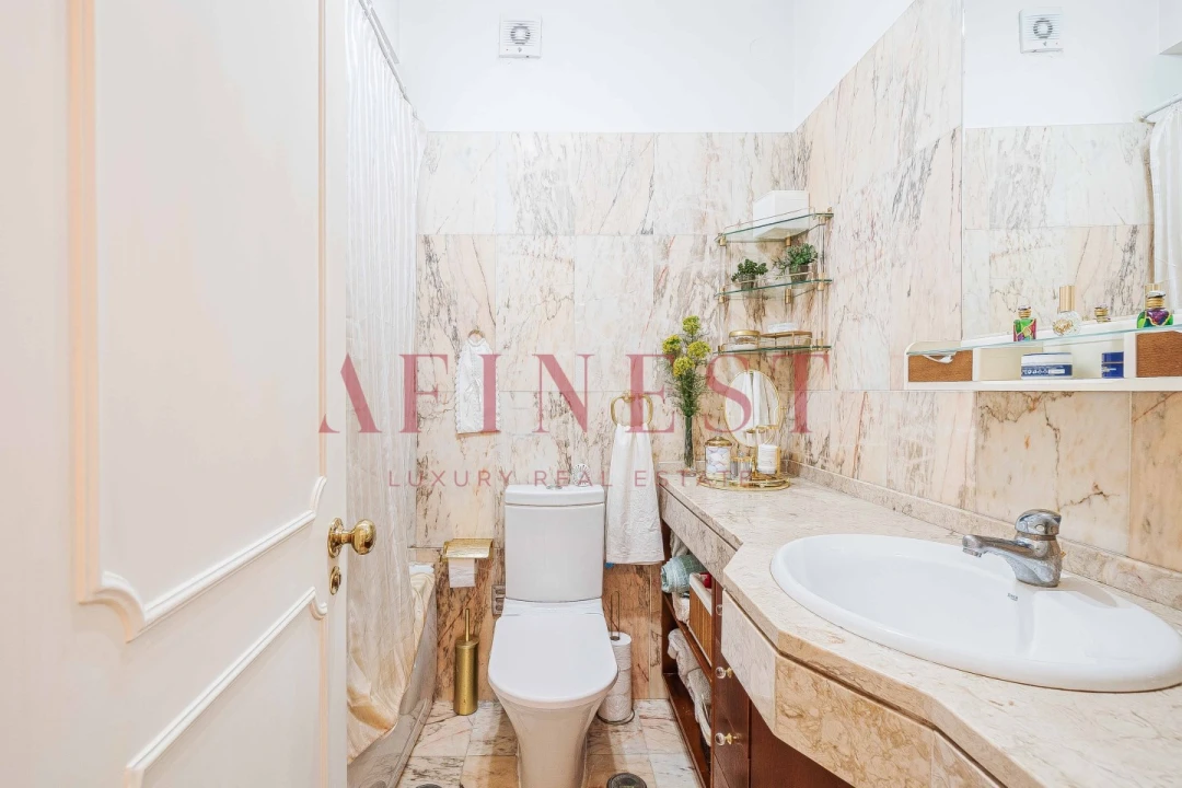 Apartamento T5 para Venda em Lumiar Foto 47