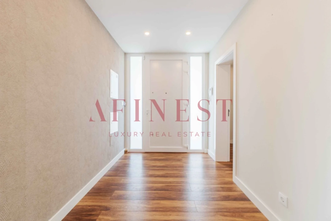 Moradia T4 para Venda em São João das Lampas e Terrugem Foto 23