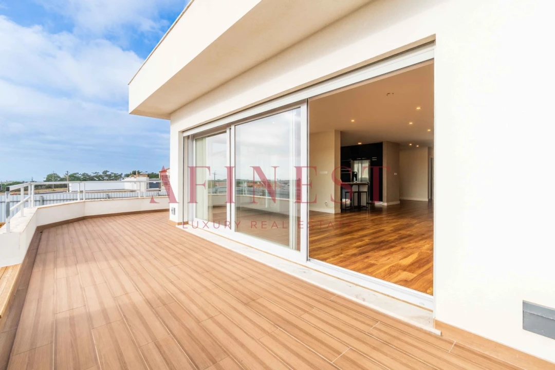 Moradia T4 para Venda em São João das Lampas e Terrugem Foto 25