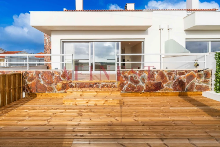 Moradia T4 para Venda em São João das Lampas e Terrugem Foto 32