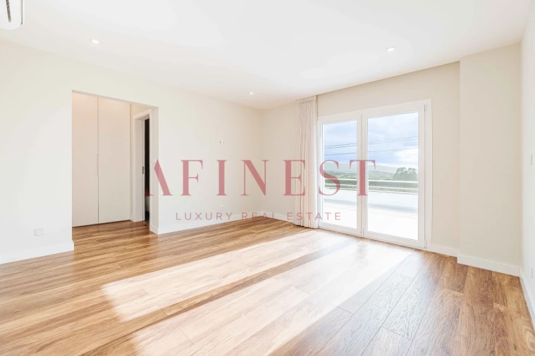 Moradia T4 para Venda em São João das Lampas e Terrugem Foto 57