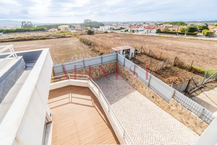 Moradia T4 para Venda em São João das Lampas e Terrugem Foto 73