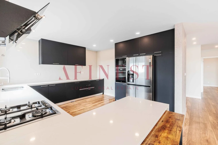 Moradia T4 para Venda em São João das Lampas e Terrugem