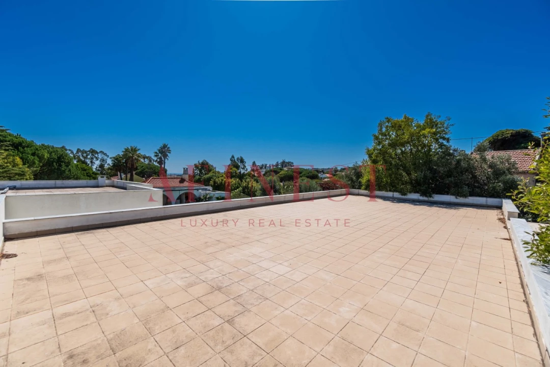 Moradia T6 para Venda em Santa Maria e São Miguel, São Martinho, São Pedro Penaferrim Foto 6