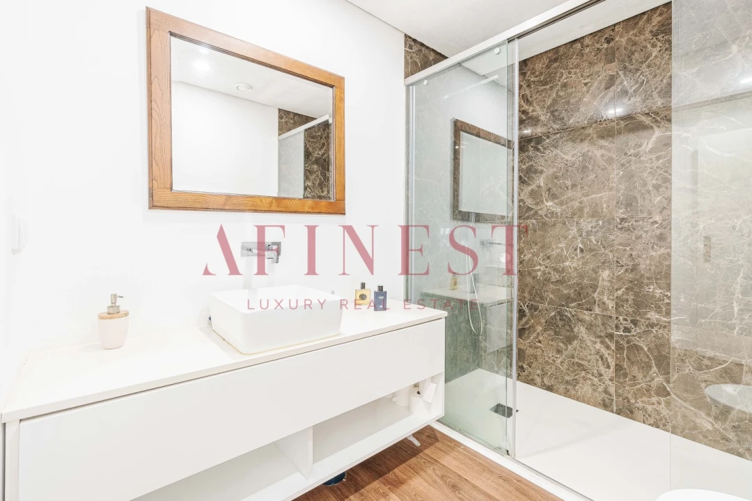 Moradia T6 para Venda em Santa Maria e São Miguel, São Martinho, São Pedro Penaferrim Foto 38