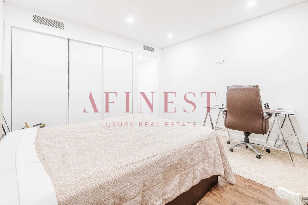 Moradia T6 para Venda em Santa Maria e São Miguel, São Martinho, São Pedro Penaferrim Foto 40