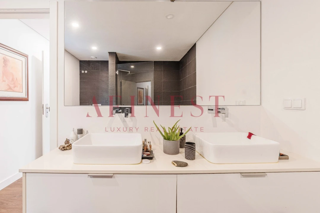 Moradia T6 para Venda em Santa Maria e São Miguel, São Martinho, São Pedro Penaferrim Foto 49