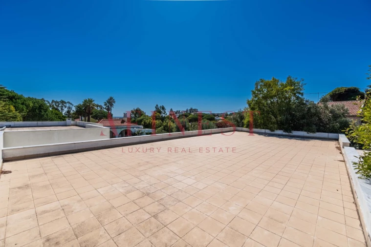 Moradia T6 para Venda em Santa Maria e São Miguel, São Martinho, São Pedro Penaferrim Foto 6