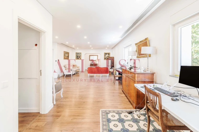 Moradia T6 para Venda em Santa Maria e São Miguel, São Martinho, São Pedro Penaferrim Foto 10