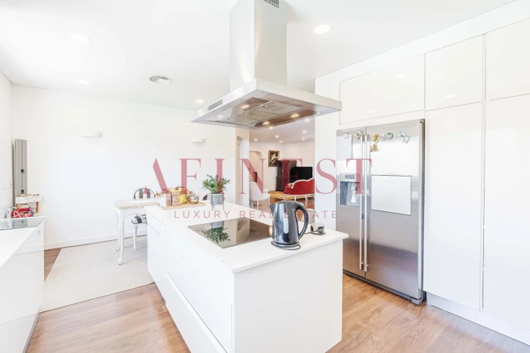 Moradia T6 para Venda em Santa Maria e São Miguel, São Martinho, São Pedro Penaferrim Foto 14