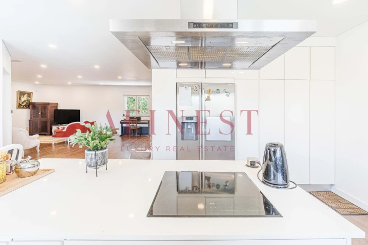 Moradia T6 para Venda em Santa Maria e São Miguel, São Martinho, São Pedro Penaferrim Foto 17