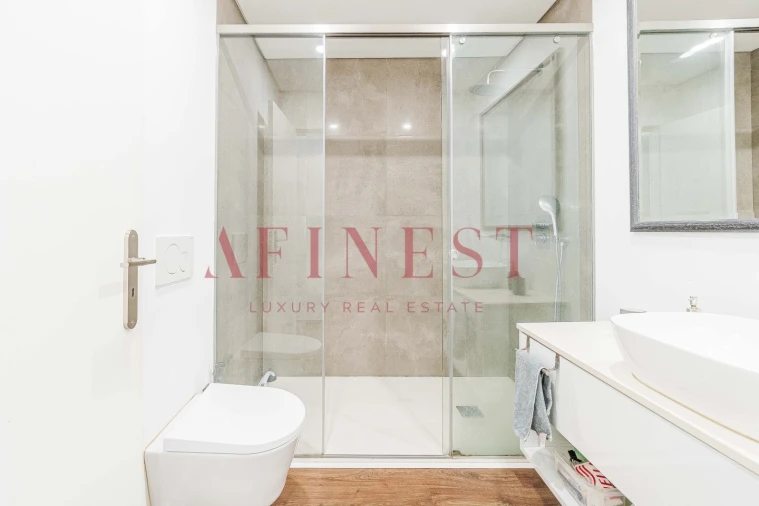 Moradia T6 para Venda em Santa Maria e São Miguel, São Martinho, São Pedro Penaferrim Foto 31