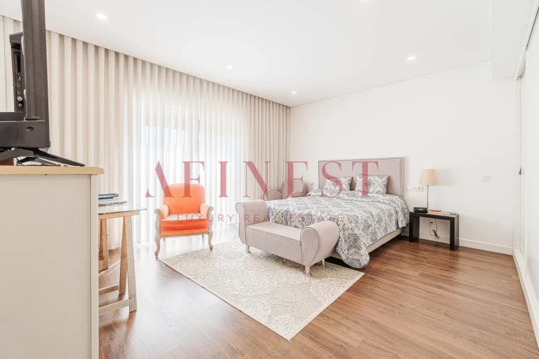 Moradia T6 para Venda em Santa Maria e São Miguel, São Martinho, São Pedro Penaferrim Foto 53