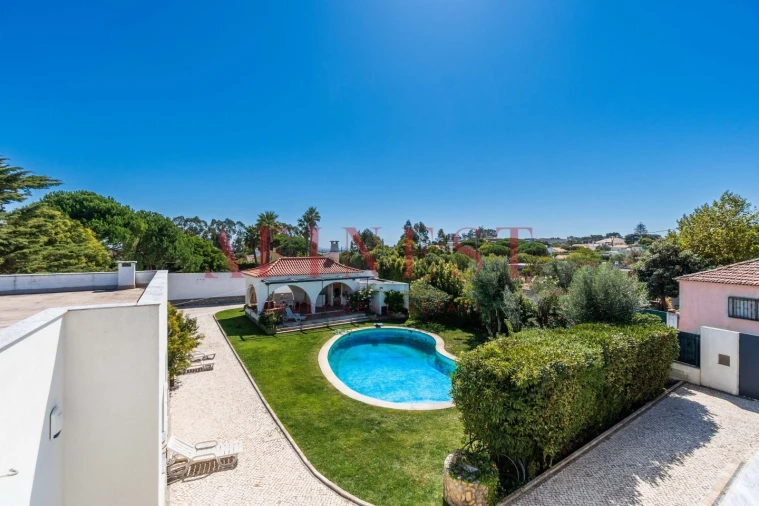 Moradia T6 para Venda em Santa Maria e São Miguel, São Martinho, São Pedro Penaferrim Foto 8