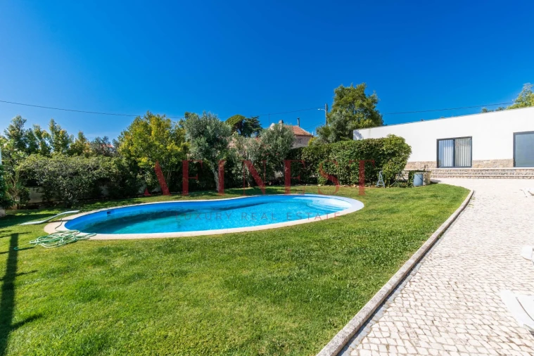 Moradia T6 para Venda em Santa Maria e São Miguel, São Martinho, São Pedro Penaferrim Foto 66