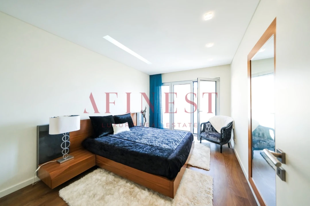 Moradia T4 para Venda em Carcavelos e Parede Foto 25