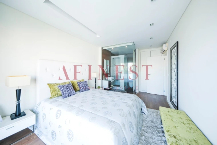 Moradia T4 para Venda em Carcavelos e Parede Foto 18