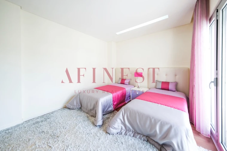 Moradia T4 para Venda em Carcavelos e Parede Foto 28