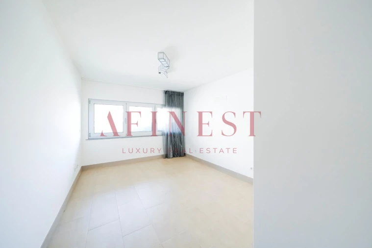 Moradia T4 para Venda em Carcavelos e Parede Foto 35