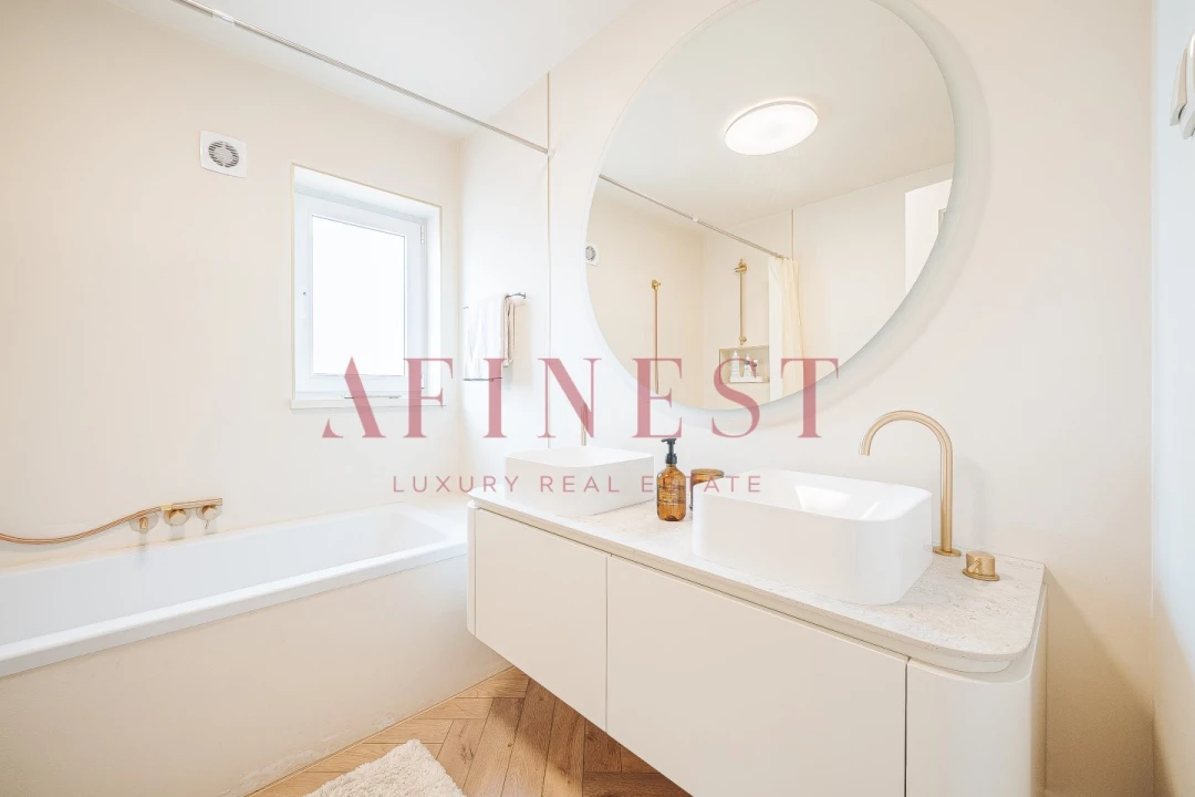 Moradia T5 para Arrendamento em Santa Maria e São Miguel, São Martinho, São Pedro Penaferrim Foto 44