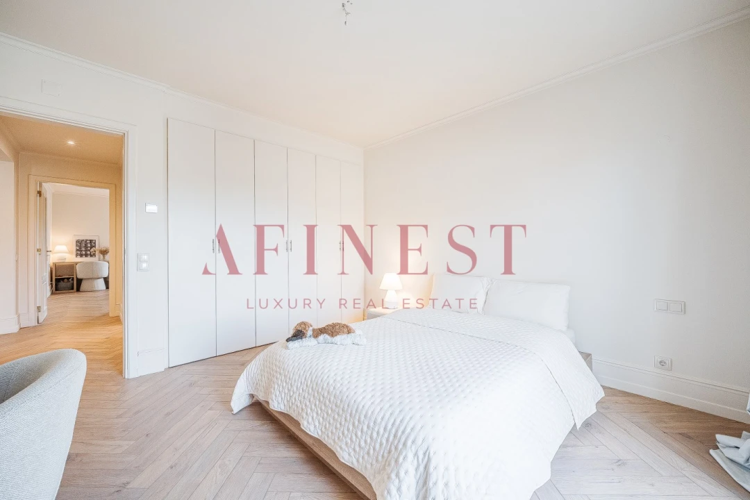 Moradia T5 para Arrendamento em Santa Maria e São Miguel, São Martinho, São Pedro Penaferrim Foto 50