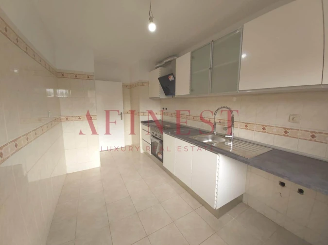 Apartamento T2 para Venda em Algueirão-Mem Martins Foto 5