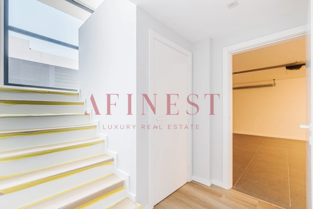 Moradia T4 para Venda em Carcavelos e Parede Foto 22