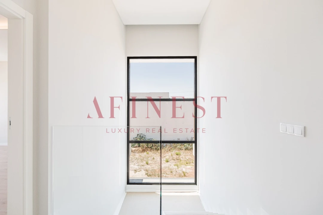 Moradia T4 para Venda em Carcavelos e Parede Foto 31