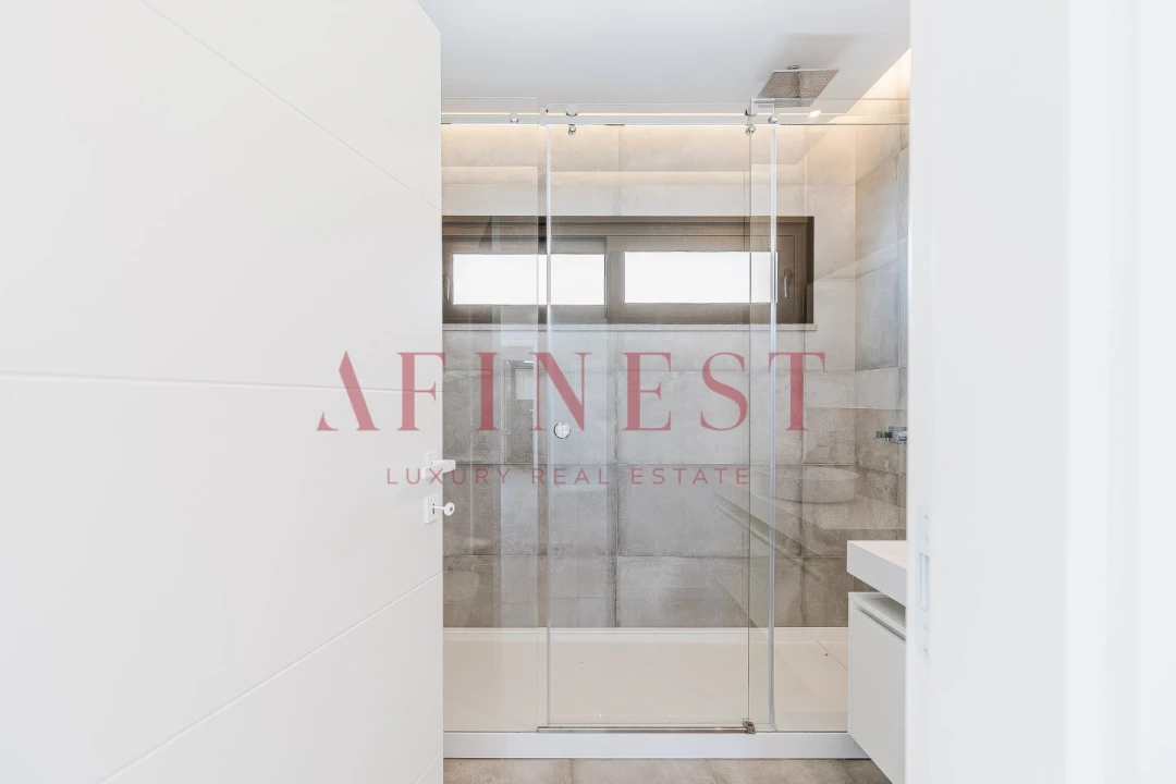 Moradia T4 para Venda em Carcavelos e Parede Foto 47