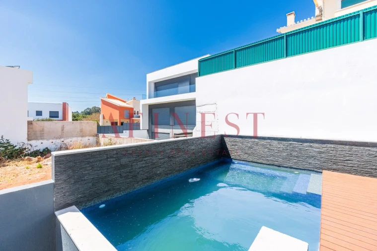 Moradia T4 para Venda em Carcavelos e Parede Foto 12