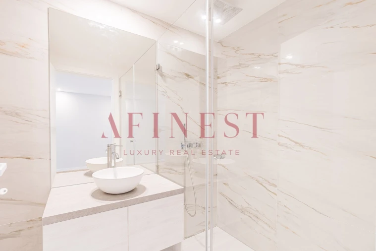 Moradia T4 para Venda em Carcavelos e Parede Foto 28