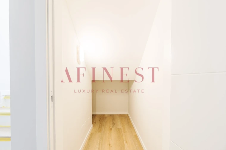 Moradia T4 para Venda em Carcavelos e Parede Foto 29