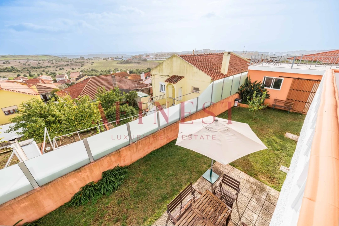 Moradia T4 para Venda em Porto Salvo Foto 62