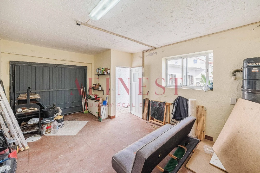 Moradia T4 para Venda em Porto Salvo Foto 67